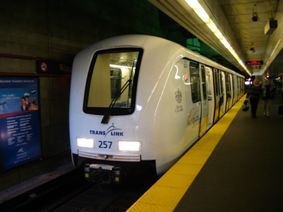 Vancouver_Skytrain_train_flickr[1]
