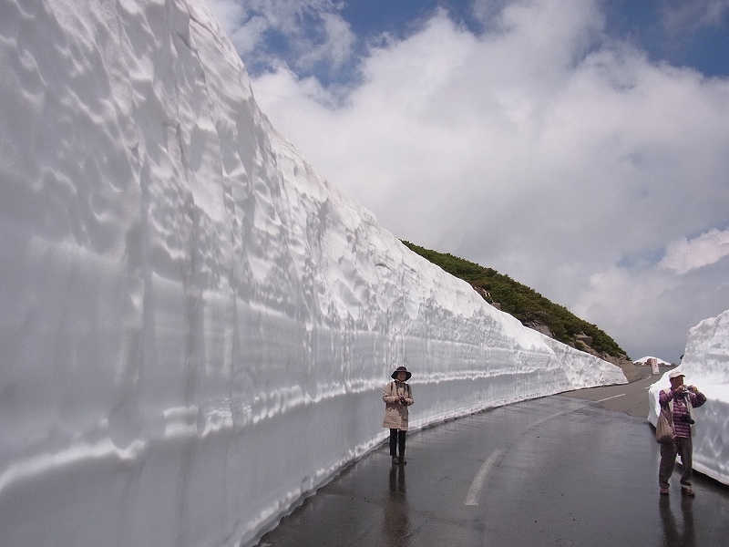 001乗鞍岳雪の回廊 (4)