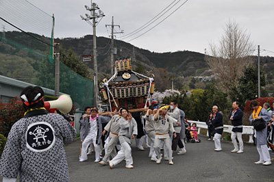 2015年 神奈川県秦野市羽根 須賀神社例大祭 神輿渡御