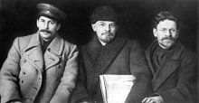 Stalin-Lenin-Kalinin-1919.jpg